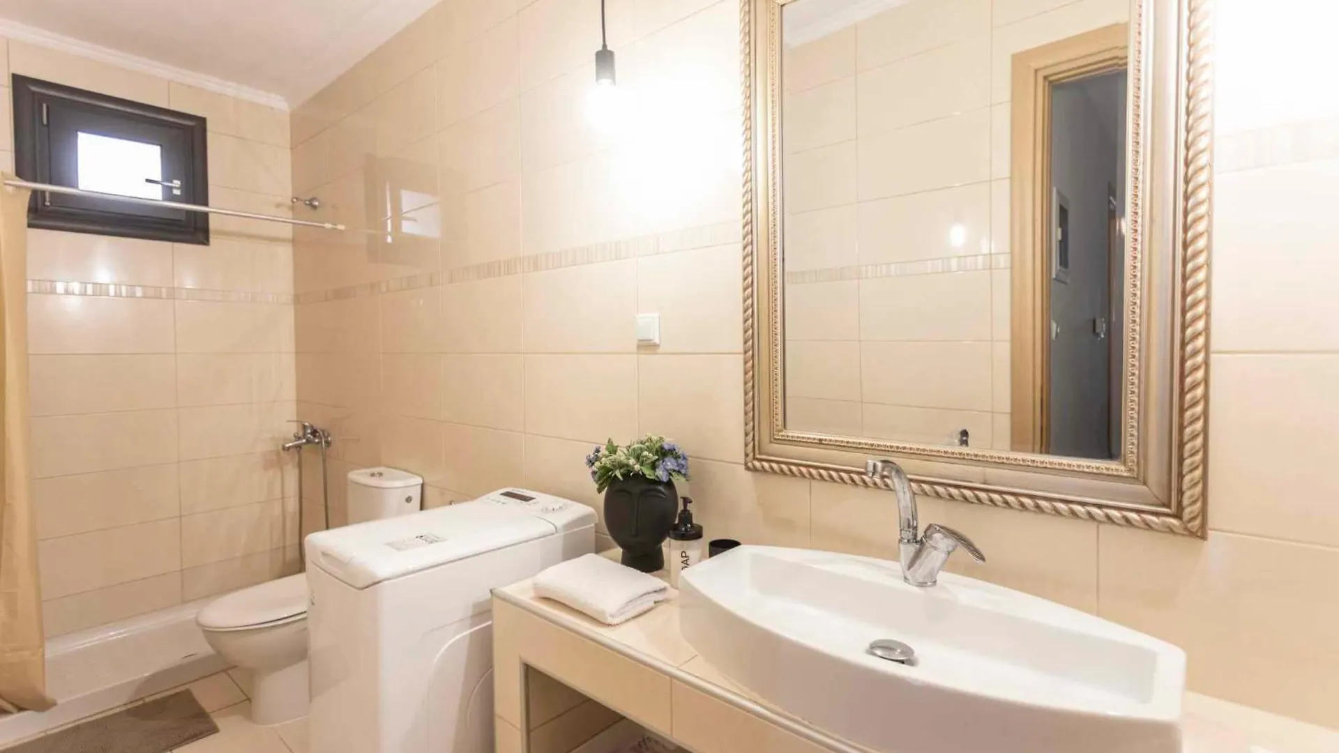 Ikia Apartment Pefkochori